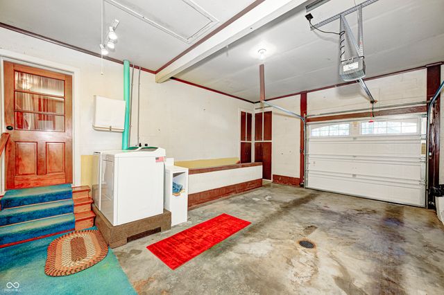 9525 N Lick Creek Road, Morgantown, IN 46160