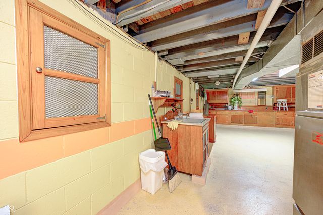 9525 N Lick Creek Road, Morgantown, IN 46160