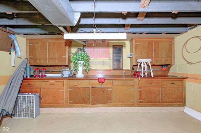 9525 N Lick Creek Road, Morgantown, IN 46160