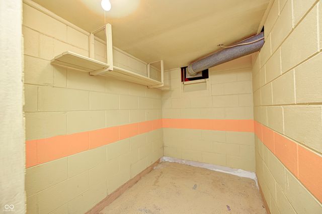 9525 N Lick Creek Road, Morgantown, IN 46160