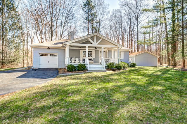 9525 N Lick Creek Road, Morgantown, IN 46160