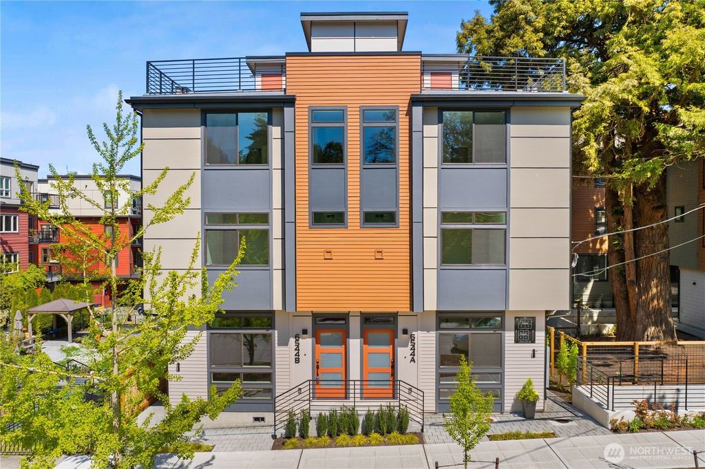 6544 B Latona Avenue NE, Seattle, WA 98115