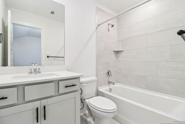 11459 Feather Vale, San Antonio, TX 78254