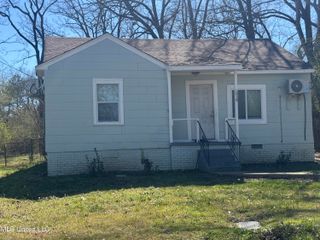 1019 Combs Street, Jackson, MS 39204