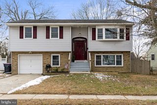 518 E CHURCH ST, Blackwood, NJ 08012