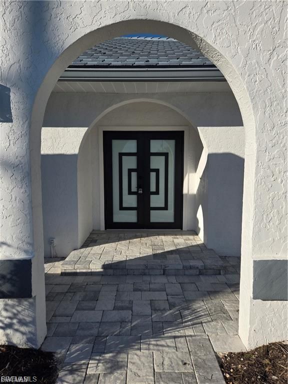 711 SE 33rd TER, CAPE CORAL, FL 33904 — photo 3