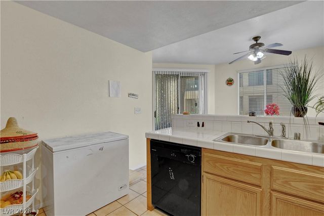 5155 West Tropicana Avenue 1154, Las Vegas, NV 89103