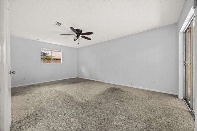 706 S Hyannis Port Street, Crosby, TX 77532