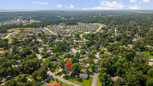 706 S Hyannis Port Street, Crosby, TX 77532
