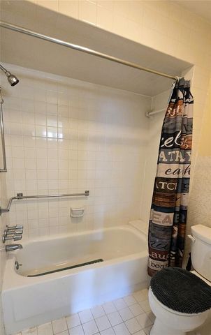 4358 TAHITIAN GARDENS CIRCLE H, Holiday, FL 34691