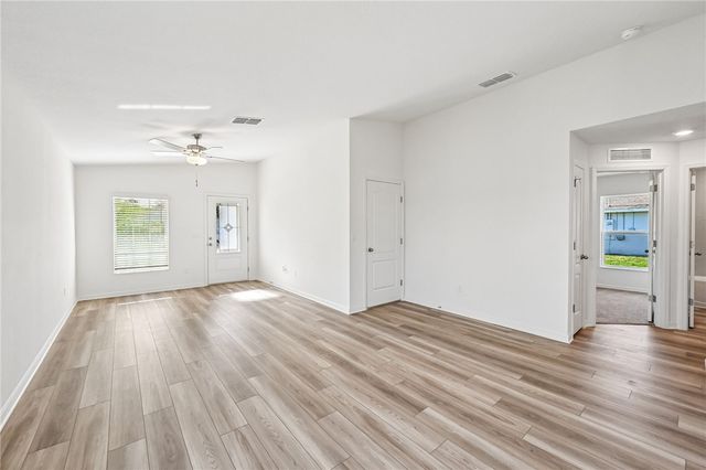 8565 104th Court, Vero Beach, FL 32967