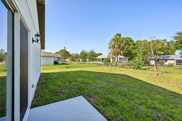 8565 104th Court, Vero Beach, FL 32967
