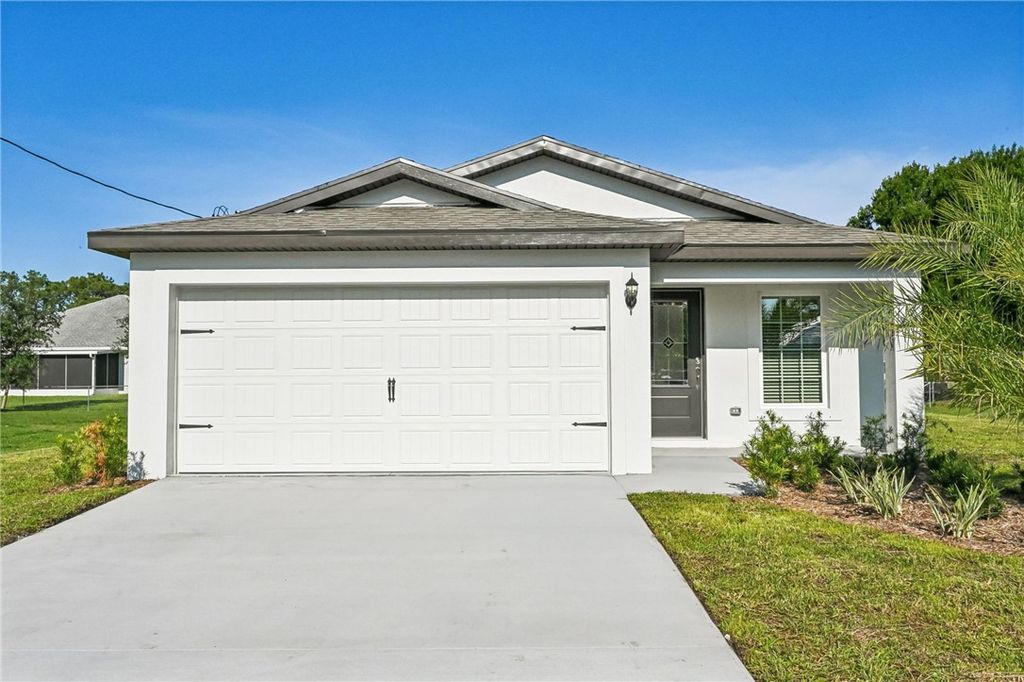 8565 104th Court, Vero Beach, FL 32967