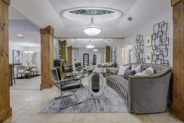 3719 Danbury Drive, Arlington, TX 76016