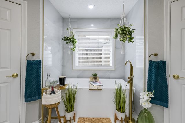 3719 Danbury Drive, Arlington, TX 76016