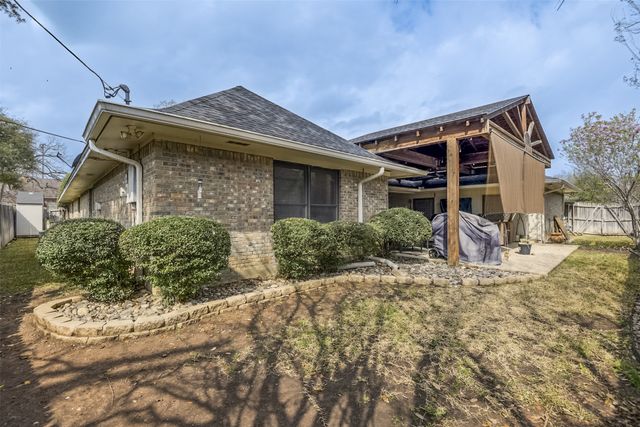 3719 Danbury Drive, Arlington, TX 76016