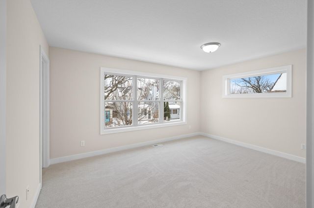 820 26th Avenue NE, Minneapolis, MN 55418