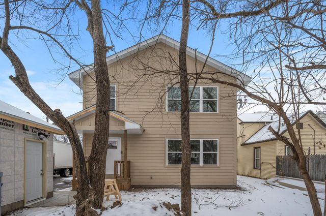 820 26th Avenue NE, Minneapolis, MN 55418
