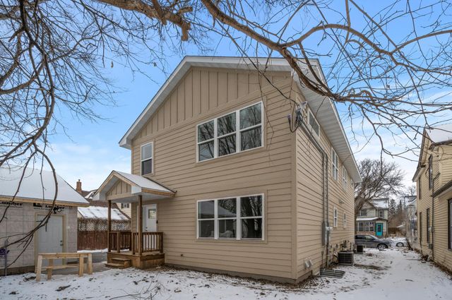 820 26th Avenue NE, Minneapolis, MN 55418