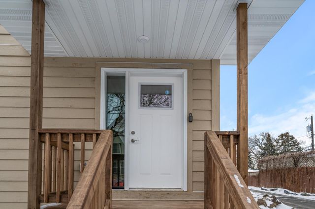 820 26th Avenue NE, Minneapolis, MN 55418