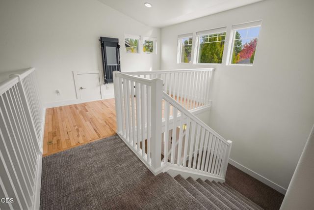 19564 Sager Loop, Bend, OR 97702