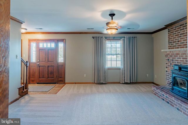 6 LITTLE CREEK LN, Fredericksburg, VA 22405