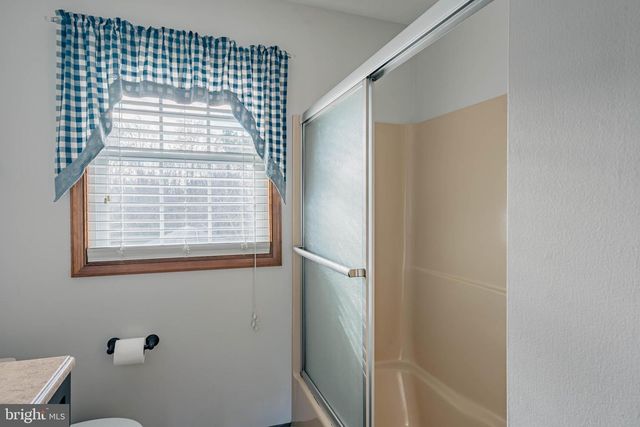 6 LITTLE CREEK LN, Fredericksburg, VA 22405