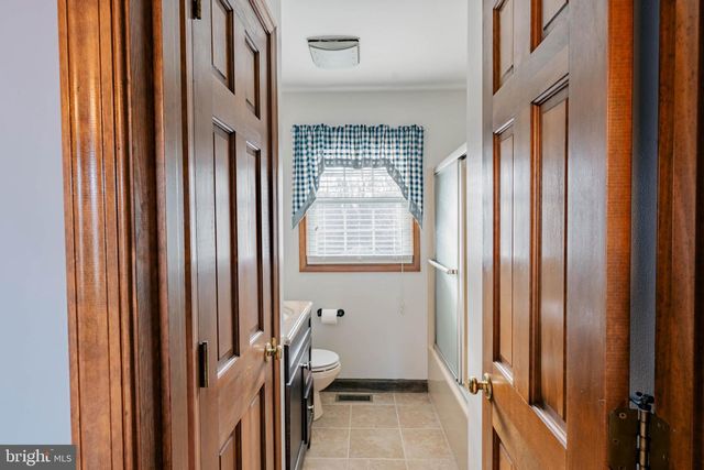 6 LITTLE CREEK LN, Fredericksburg, VA 22405