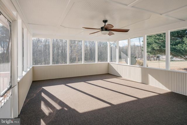 6 LITTLE CREEK LN, Fredericksburg, VA 22405