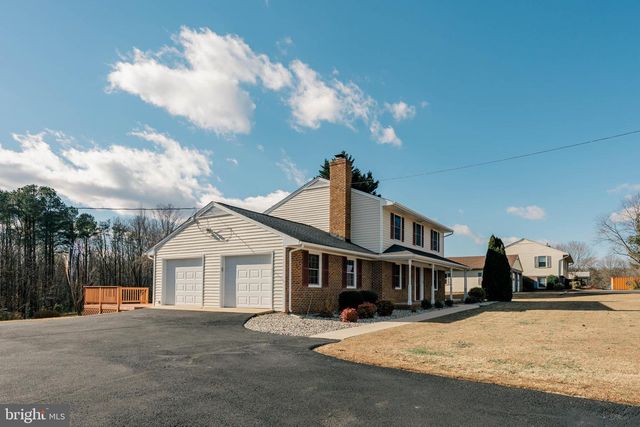 6 LITTLE CREEK LN, Fredericksburg, VA 22405