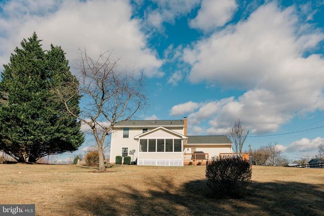 6 LITTLE CREEK LN, Fredericksburg, VA 22405