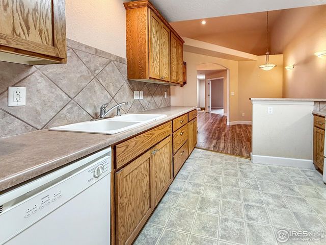 5775 29th St 6-605, Greeley, CO 80634