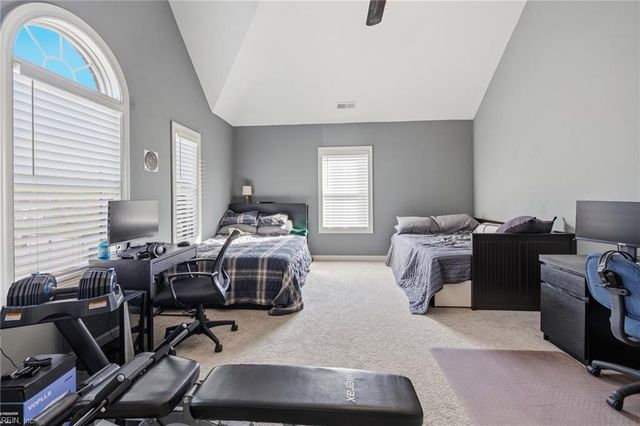 1064 Sandoval DR, Virginia Beach, VA 23454