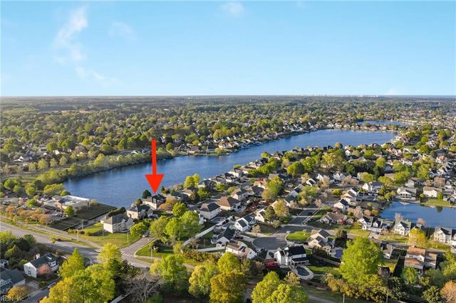1064 Sandoval DR, Virginia Beach, VA 23454