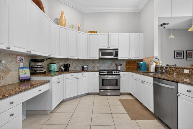 7057 NW 67th Terrace, Parkland, FL 33067