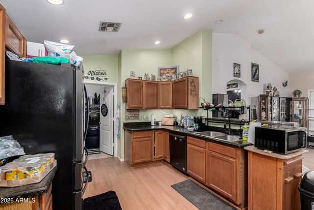 9530 W TINAJAS Drive, Arizona City, AZ 85123