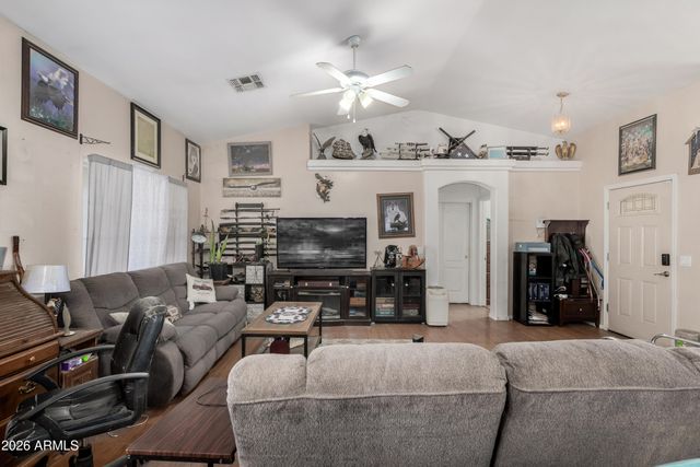 9530 W TINAJAS Drive, Arizona City, AZ 85123