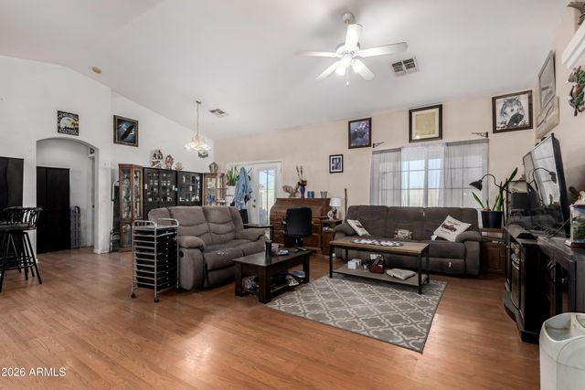 9530 W TINAJAS Drive, Arizona City, AZ 85123