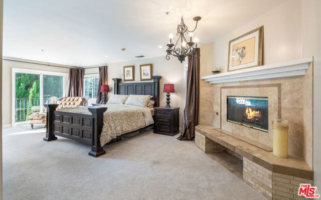 3943 Avenida Del Sol, Studio City, CA 91604