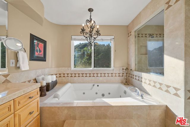 3943 Avenida Del Sol, Studio City, CA 91604