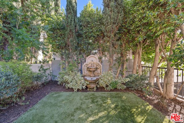 3943 Avenida Del Sol, Studio City, CA 91604