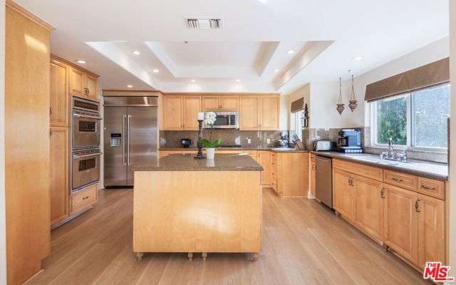 3943 Avenida Del Sol, Studio City, CA 91604