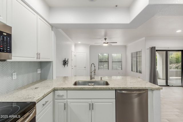 295 N RURAL Road 162, Chandler, AZ 85226