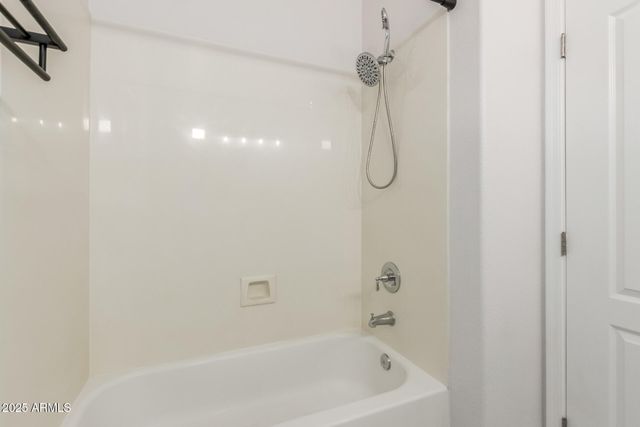 295 N RURAL Road 162, Chandler, AZ 85226