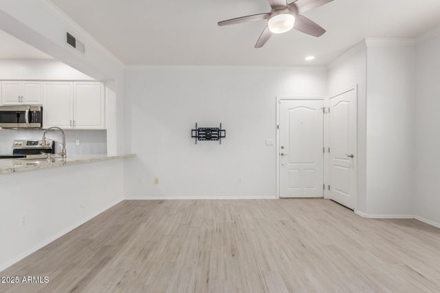 295 N RURAL Road 162, Chandler, AZ 85226