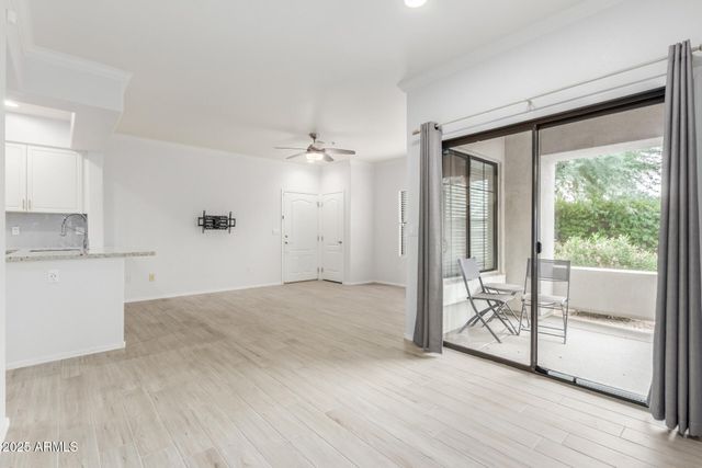 295 N RURAL Road 162, Chandler, AZ 85226