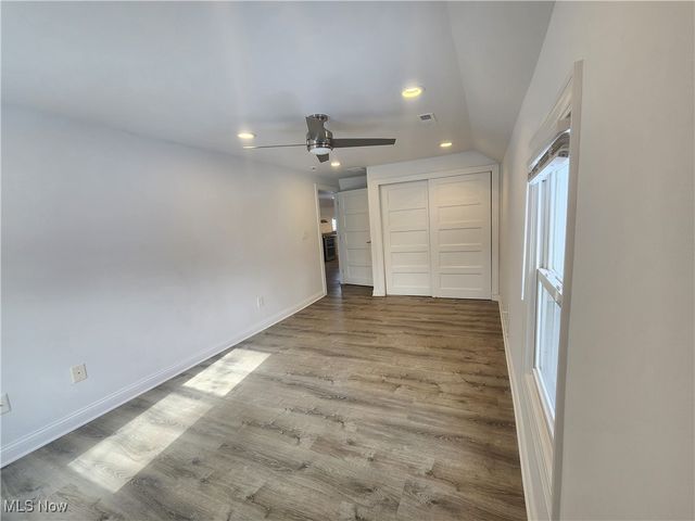 4302 John Avenue Up, Cleveland, OH 44113