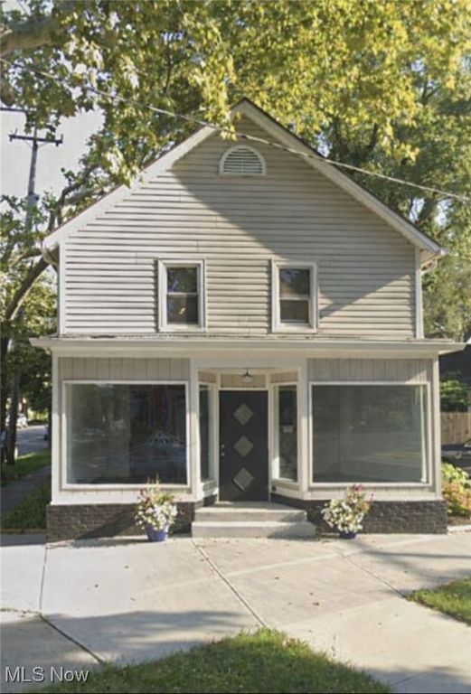 4302 John Avenue Up, Cleveland, OH 44113