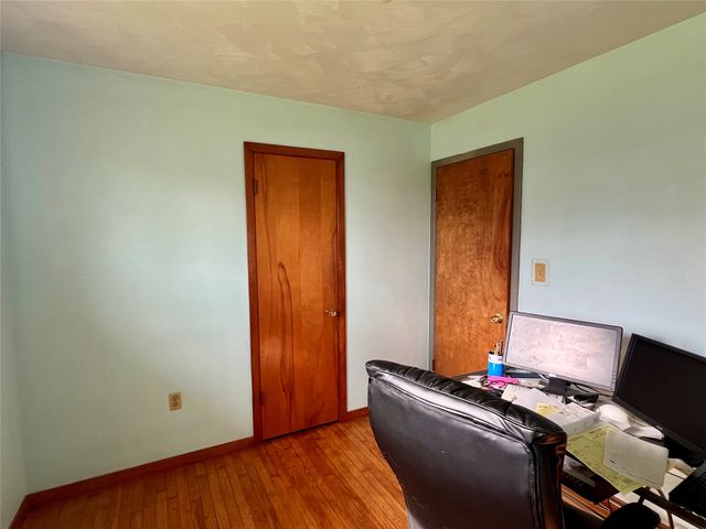 8881 OLD WATERFORD Road, Erie, PA 16509