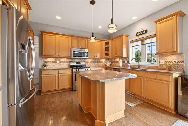 1293 Thistleberry Lane, Penfield, NY 14580